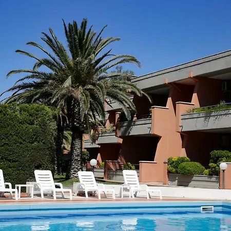 Lejlighedshotel Maricampo - Helloelba Marina di Campo