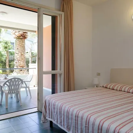 Apartmanhotel Maricampo - Helloelba Marina di Campo
